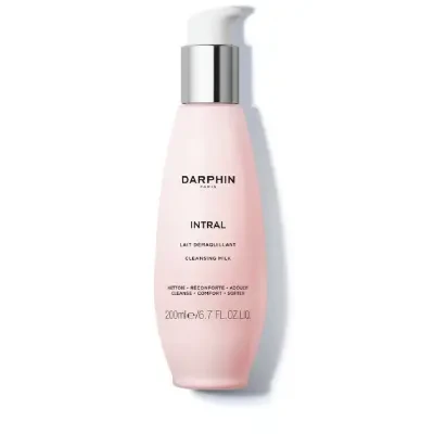 Очищающее молочко для чувствительной кожи Intral Cleansing Milk
