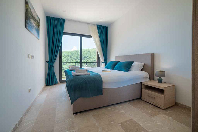 Villa mit Pool in Ivanovici in Budva — photo 9