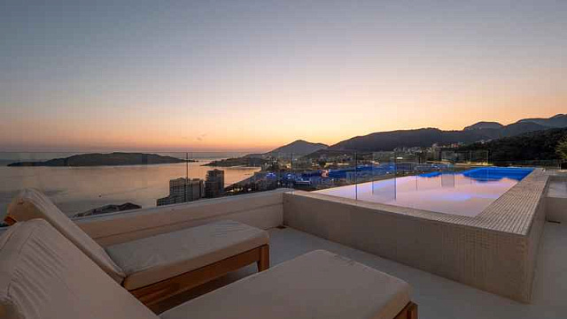 Einzigartiges Penthouse mit Pool und Dachgarten — photo 5