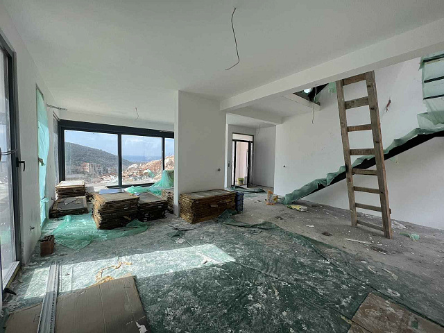 Neue Villa mit Panoramablick auf das Meer in Buljarica