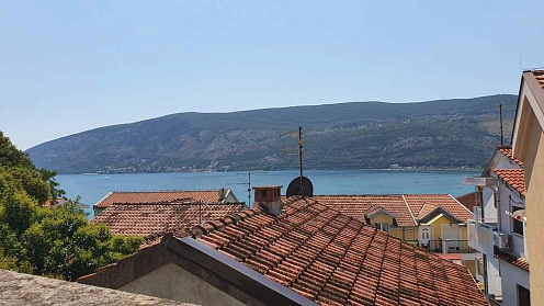 Zu verkaufen Wohnung in Herceg Novi mit Meerblick — photo 2