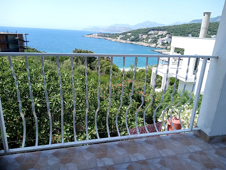 Haus in Utekha mit Meerblick — photo 2