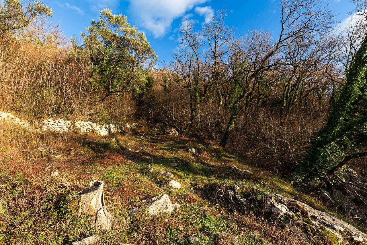 2170 m² Grundstück in Kuljače