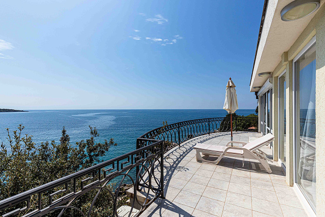 Luxusvilla mit Pool in Uteha — photo 7