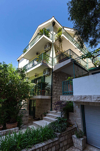 Geräumiges Haus in Budva — photo 41