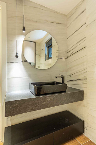 Penthouse in einem Neubau in Becici in der Nähe des Meeres — photo 12