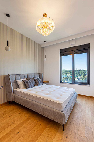 Penthouse in einem Neubau in Becici in der Nähe des Meeres — photo 25
