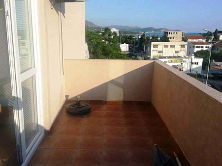 Haus mit Gewerbefläche in Sutomore — photo 3