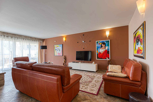 Villa mit Meerblick in Becici — photo 2