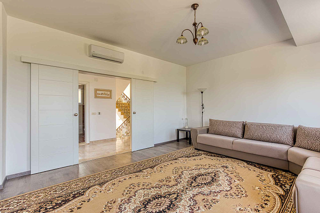 Elegantes Haus mit atemberaubendem Blick auf die Bucht von Kotor in Herceg Novi — photo 13