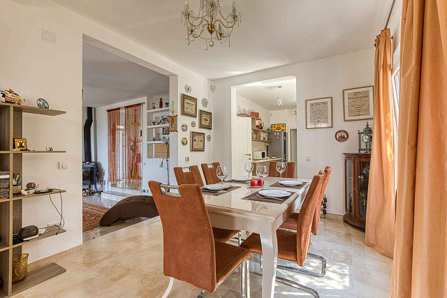 Elegantes Haus mit atemberaubendem Blick auf die Bucht von Kotor in Herceg Novi — photo 26