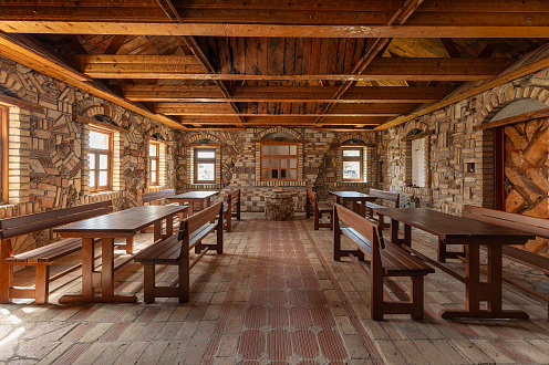 Zu verkaufen oder zu vermieten — Neues Restaurant in Žabljak, Montenegro