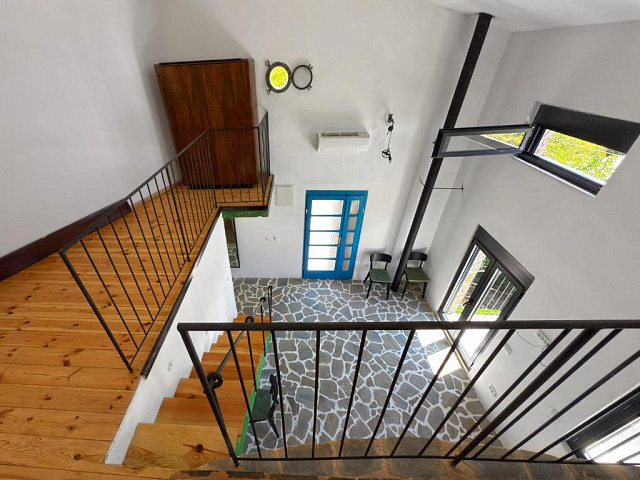 Steinhaus mit Meerblick in Dobra Voda — photo 12