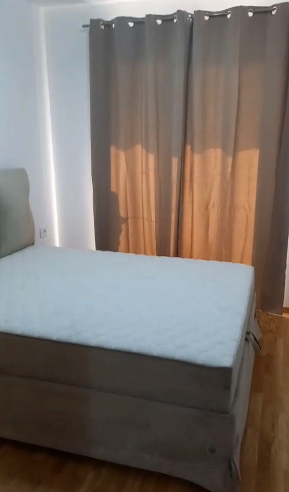 Möblierte Wohnung in Becici