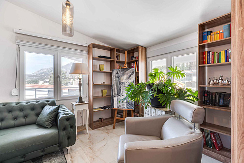 Two-storey spacious house in Sutomore — photo 3