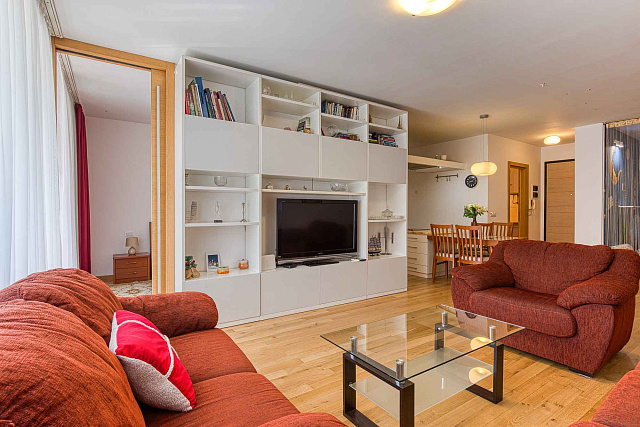 Moderne, Komfortable und Vollständig Ausgestattete Ein-Zimmer-Wohnung in der Nähe des Strandes