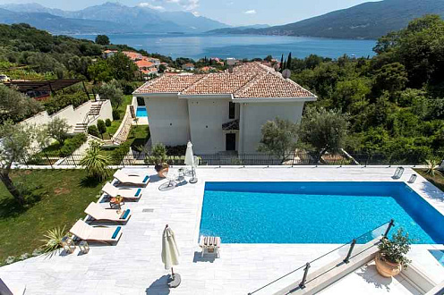 Neues Haus in Herceg Novi — photo 2