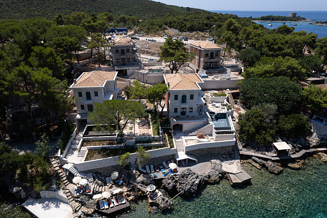 Luxuriöse Villa in erster Reihe am Meer Lustica  — photo 11