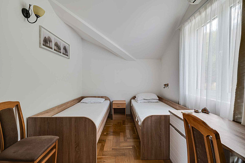 Wohnung zum Verkauf in Herceg Novi mit Meerblick — photo 2