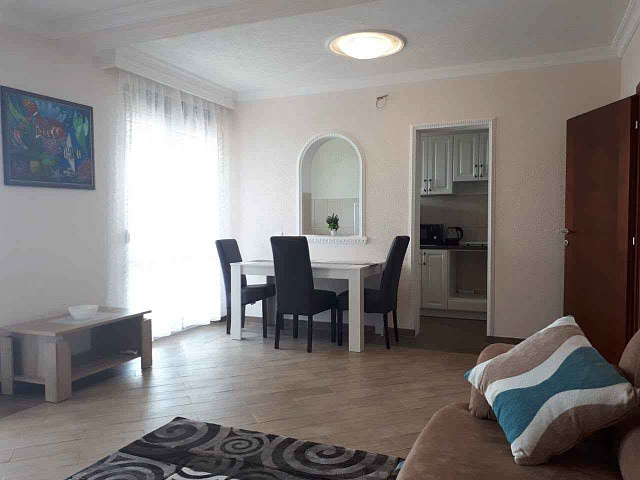 Haus mit drei Wohnungen in Zagrađe, Sutomore — 450 m² — photo 5
