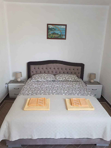 Haus mit drei Wohnungen in Zagrađe, Sutomore — 450 m² — photo 6