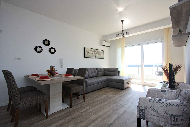 Wohnung in Rafailovici — photo 4