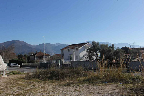 Land in Bijela — photo 2