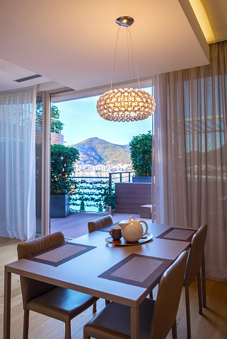 Apartments in einem Premium-Komplex in erster Reihe