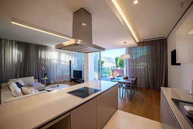 Apartments in einem Premium-Komplex in erster Reihe