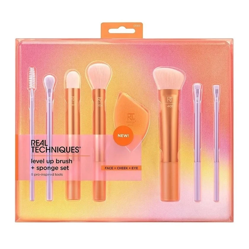 REAL TECHNIQUES LEVEL UP + SPONGE SET НАБОР КИСТЕЙ