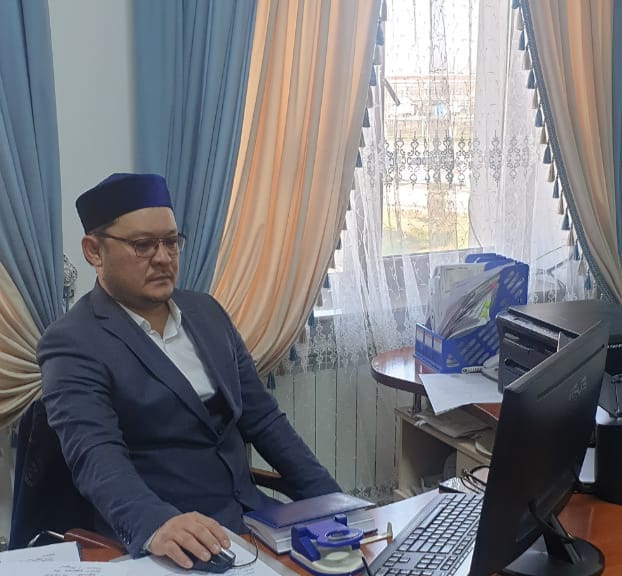Онлайн режимде тәжірибе алмасты