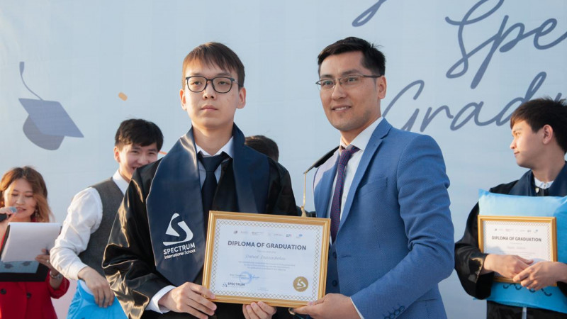 Дүниежүзінің бес үздік оқу орнынан шақырту алған қазақстандық