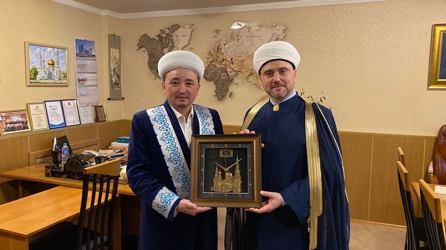 Наиб мүфти ресми сапармен Мәскеуге барды