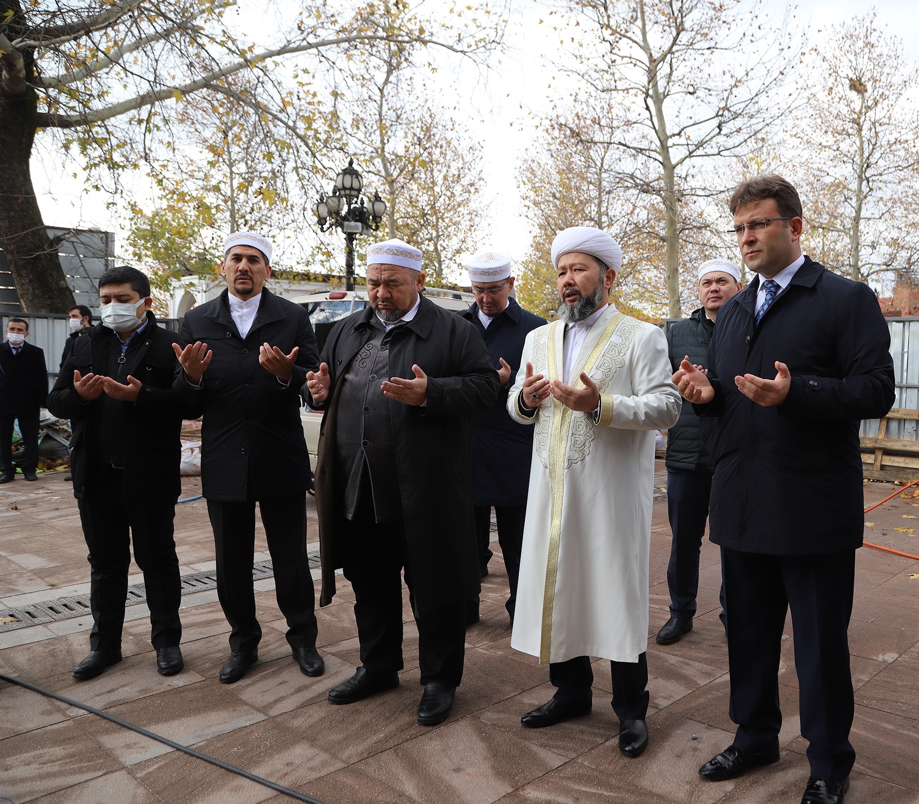 ҚМДБ Төрағасы Қажы Байрам Уәли кесенесін зиярат етті