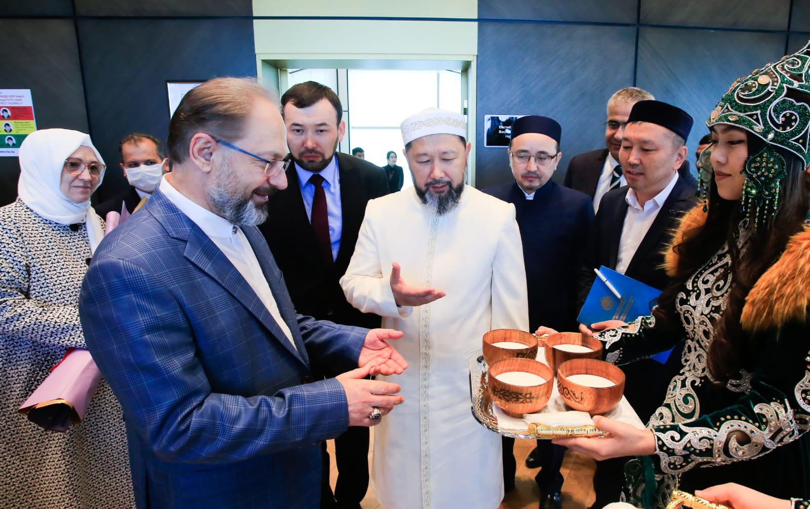 «Мүфтилер алқасының» алғашқы делегациясы түркістанға келді