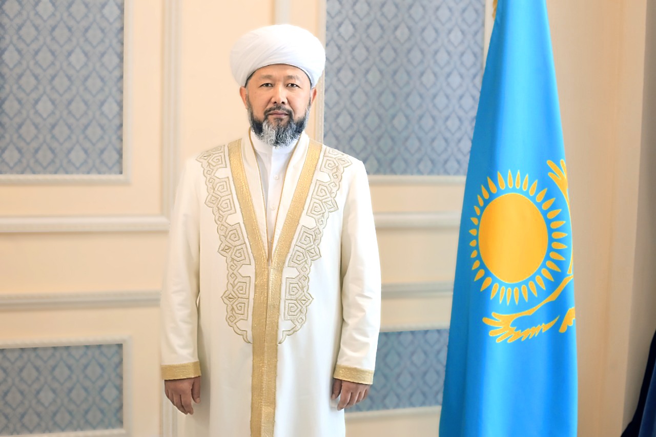 Көк туымыз көкте желбіреп, әнұранымыз әркез шырқала берсін