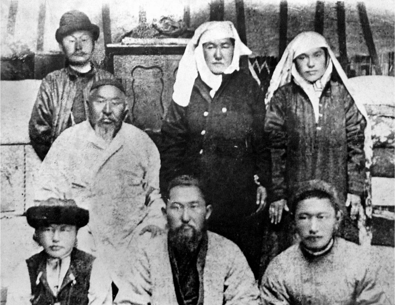 Абай: Адам баласын қор қылатын үш нәрсе