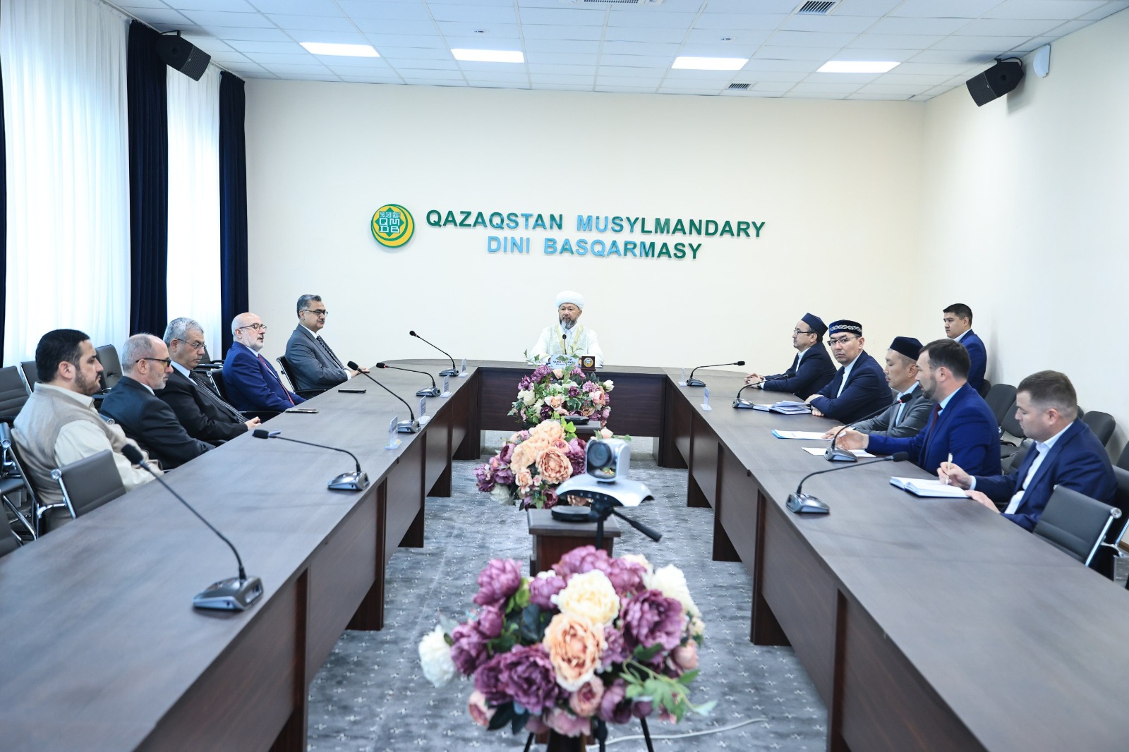 ҚМДБ Төрағасы Түркия делегациясын қабылдады