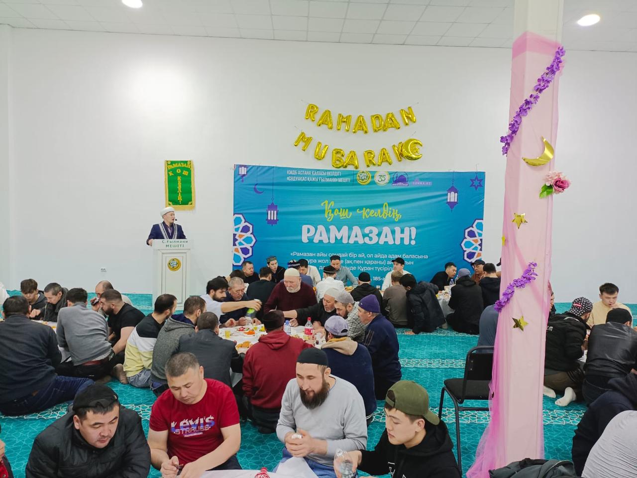 Күн сайын 300 адамға ауызашар беру жалғасуда (фото)