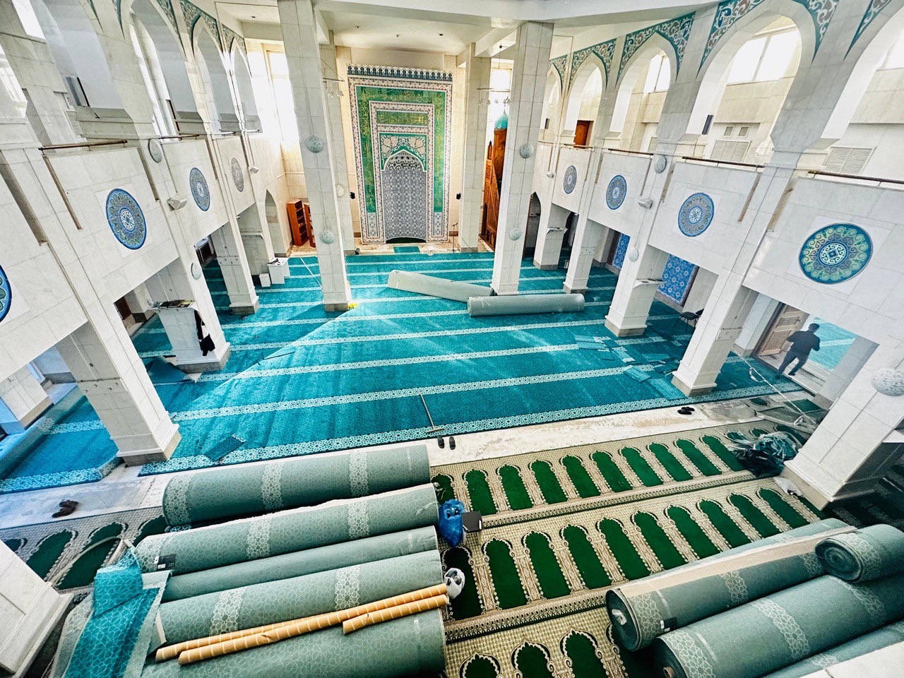 Мешіт кілемі жаңартылды