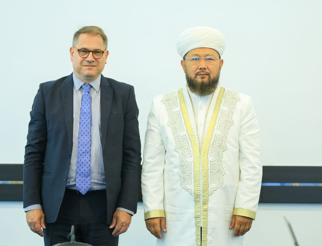 Бас мүфти Францияның Қазақстандағы елшісімен кездесті